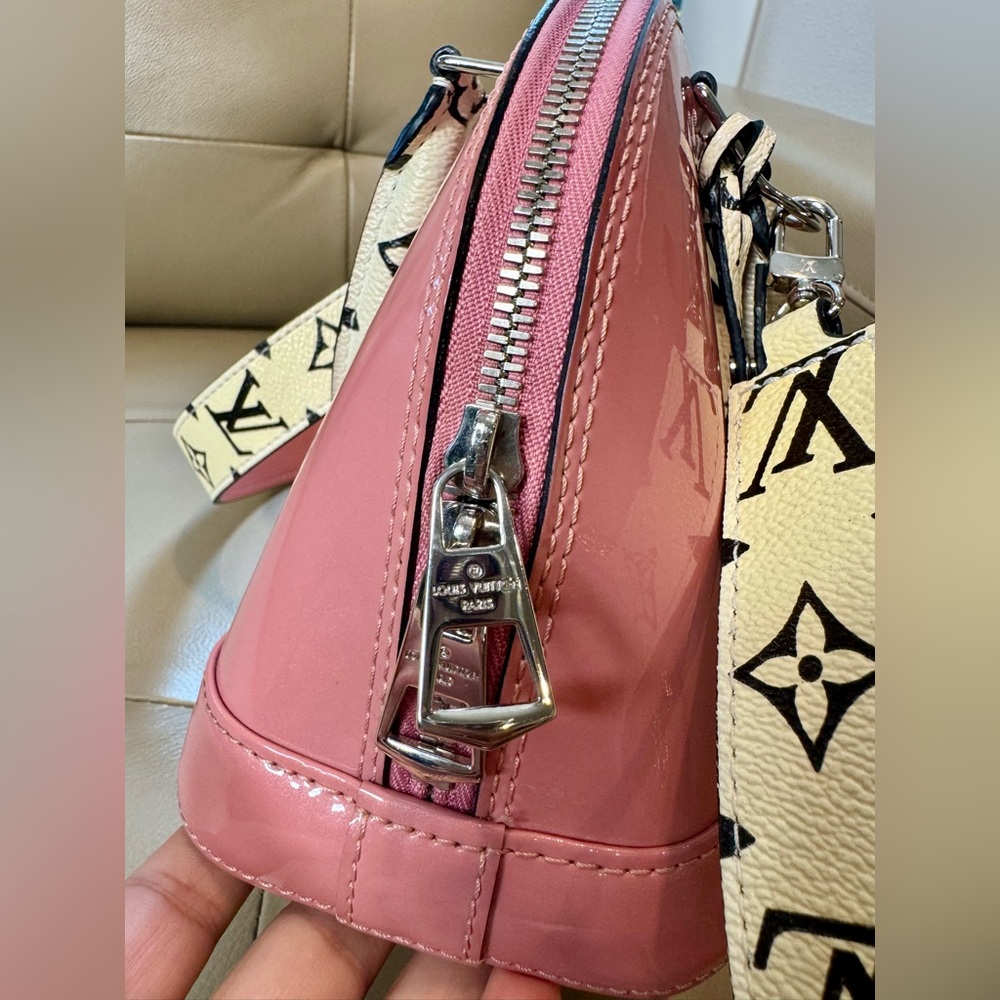 Louis Vuitton▪️Limited Edition Alma BB bag rose pink - Picture 7 of 15
